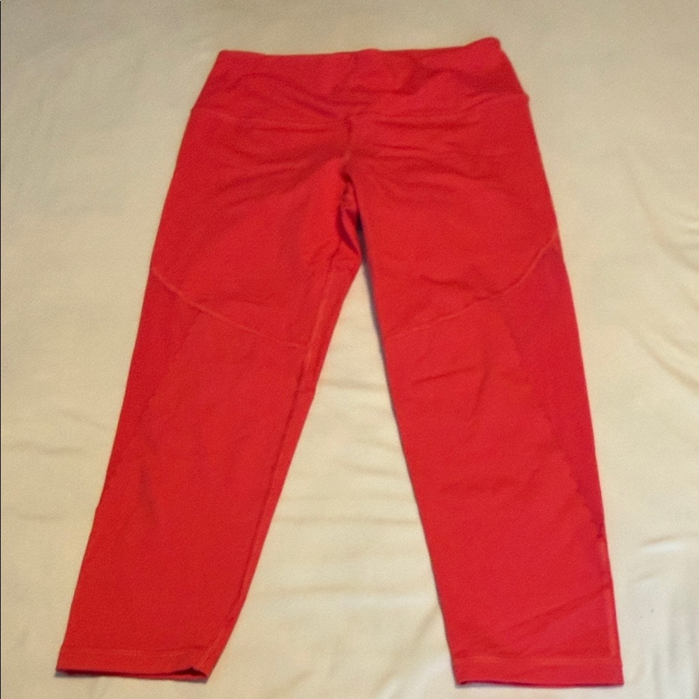 Victoria's Secret Vibrant Capris Leggings